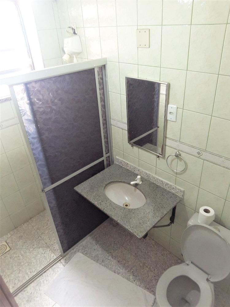 Hostel Dez De Julho มาเนาส์ ภายนอก รูปภาพ